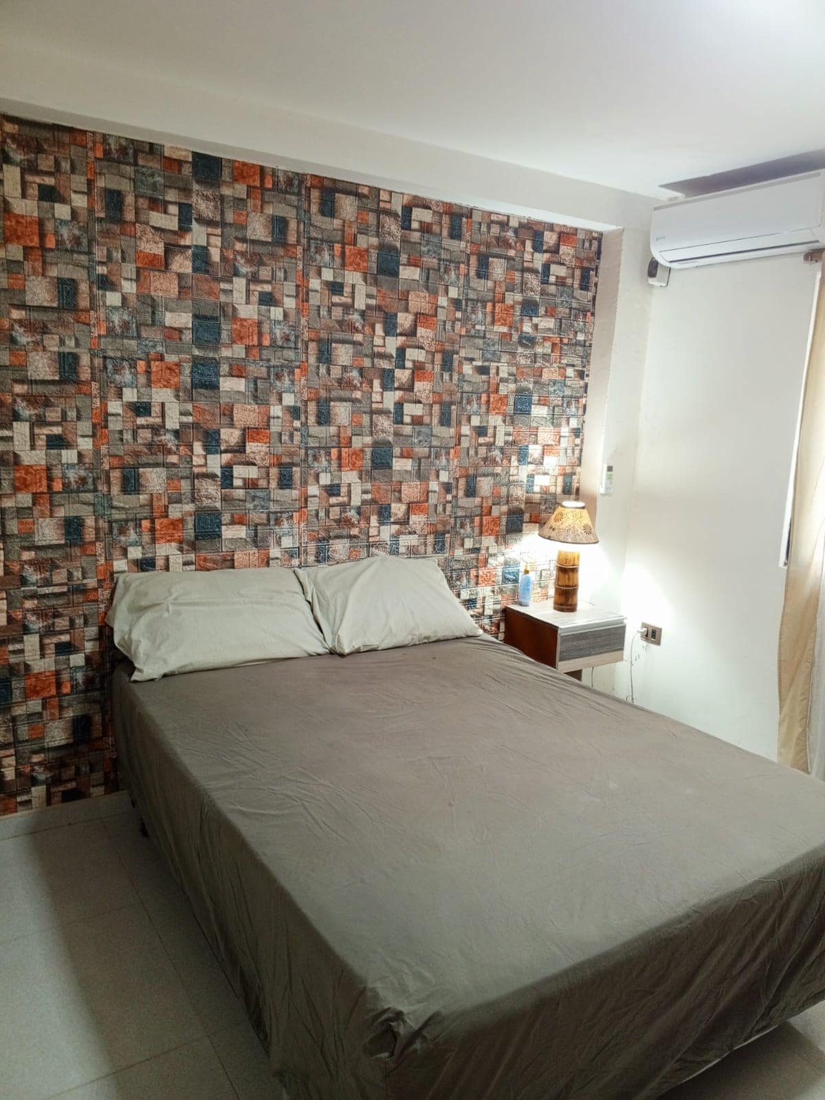 Departamento amoblado de 1 dormitorio con jardín privado en Equipetrol, foto 3