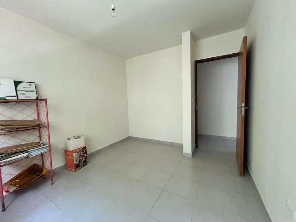 Departamento de 3 habitaciones amoblado con garaje para 2 autos – Condominio Altos de Cotoca, Km 16, foto 2