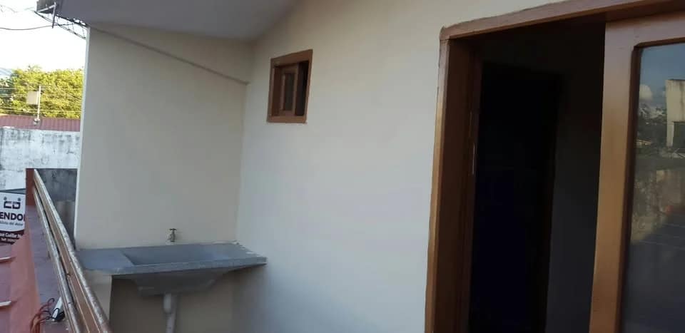 Departamento de 2 dormitorios con balcón en calle Panamá, foto 2