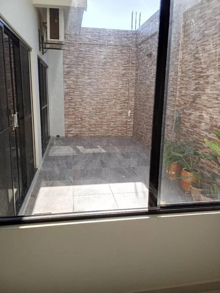 Casa de 4 habitaciones con amplio garaje en La Guardia km 9, foto 3