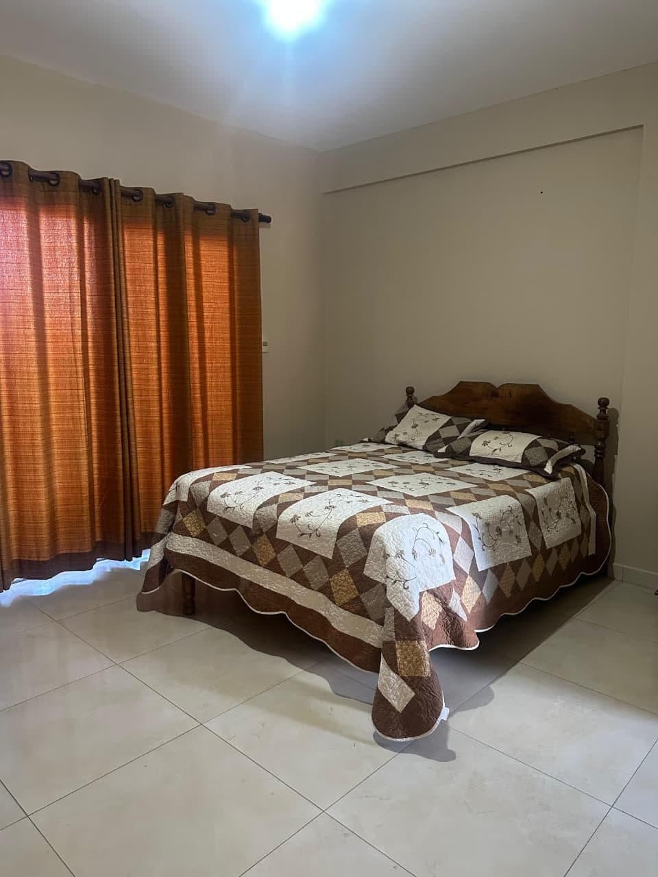 Casa en venta sobre Santos Dumont, zona sur imagen 3
