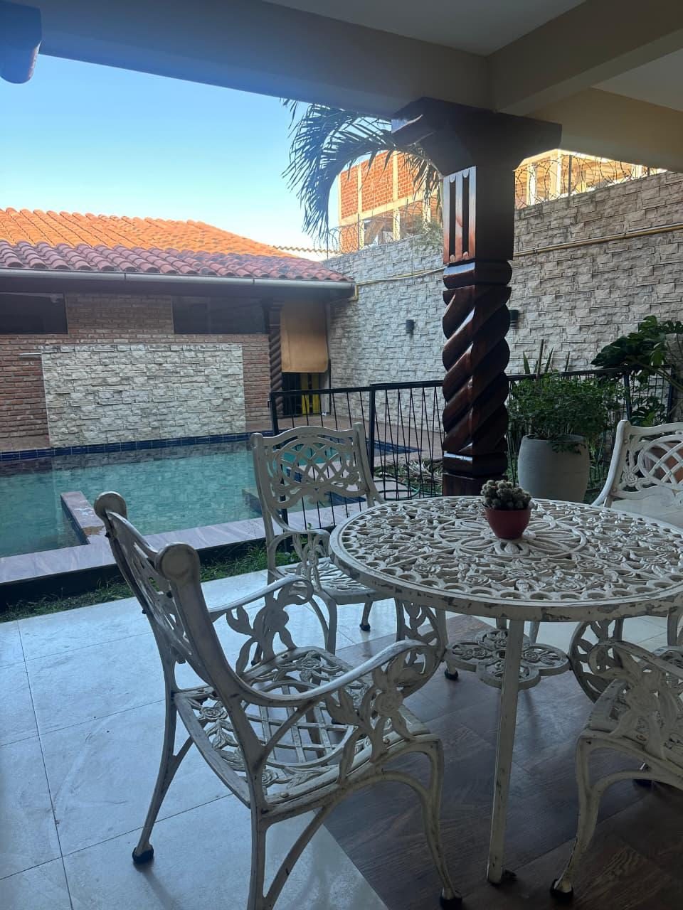 Casa en venta sobre Santos Dumont, zona sur imagen 6
